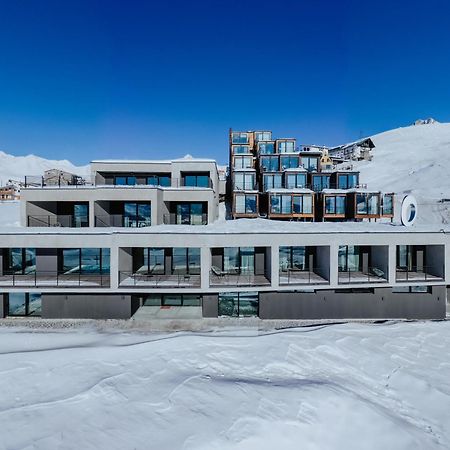 Quadrum Hotel Gudauri Exteriör bild
