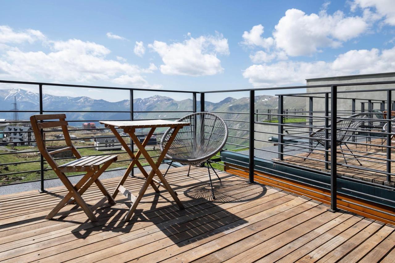 Quadrum Hotel Gudauri Exteriör bild