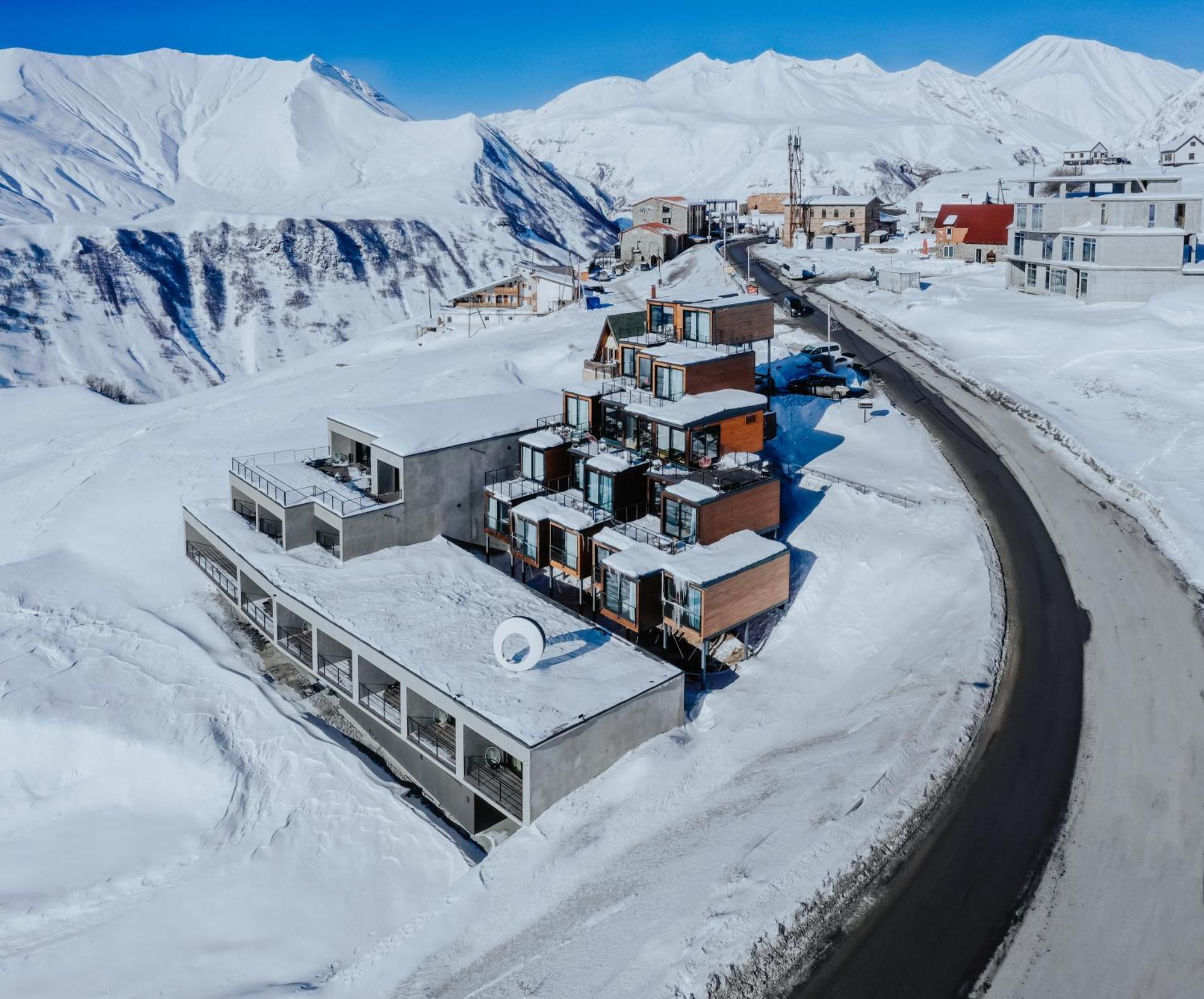 Quadrum Hotel Gudauri Exteriör bild